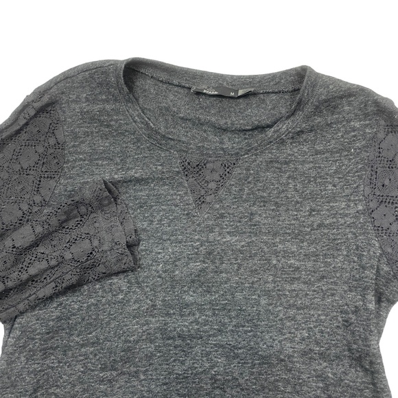 Prana Medium Grey Long Sleeve Lacey Arms Cotton/Polyester Top - Picture 2 of 7